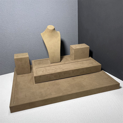 Busto pequeno médio do manequim da joia do suporte do suporte da colar de Microfiber de veludo de Brown