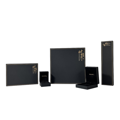Fonte chinesa de empacotamento Logo Jewelry Box das caixas da joia luxuosa de papel macia do couro sintético