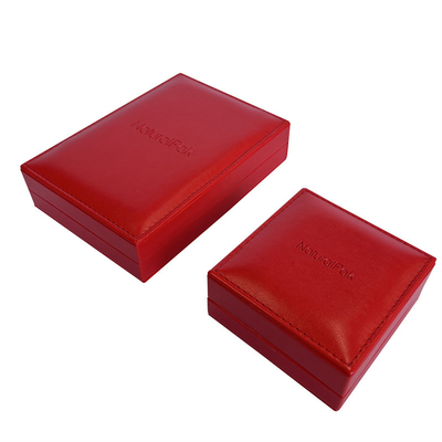 Caixas de moeda comemorativas do couro sintético vermelho feito sob encomenda 133*110*80mm